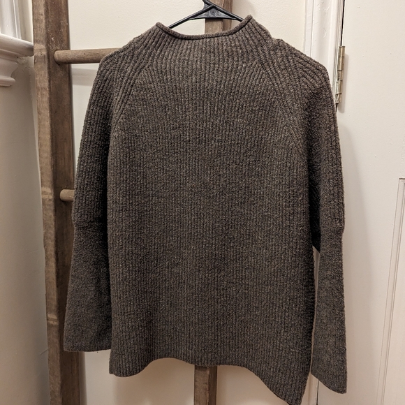 For the Republic Sweater - Picture 1 of 3